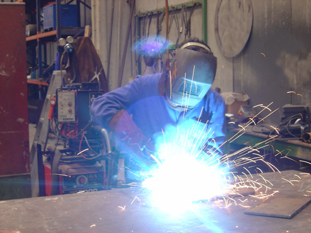 Hazards in welding Marina Textil